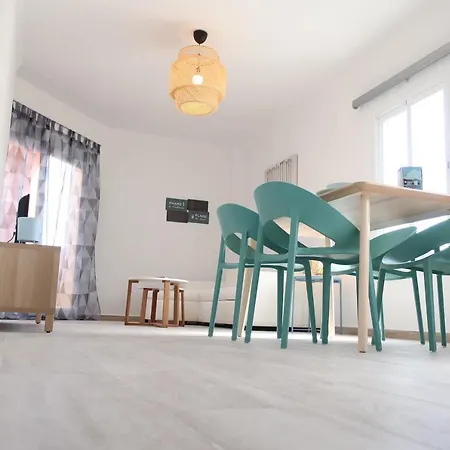 Apartment La Playa *
