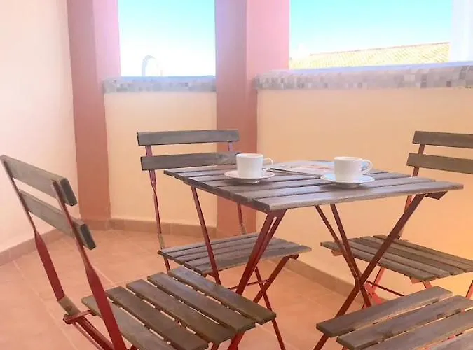 La Playa Апартаменты *